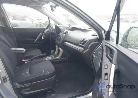 2014 Subaru Forester 2.5I Premium из США, поврежденный, VIN JF2SJAEC0EH479285